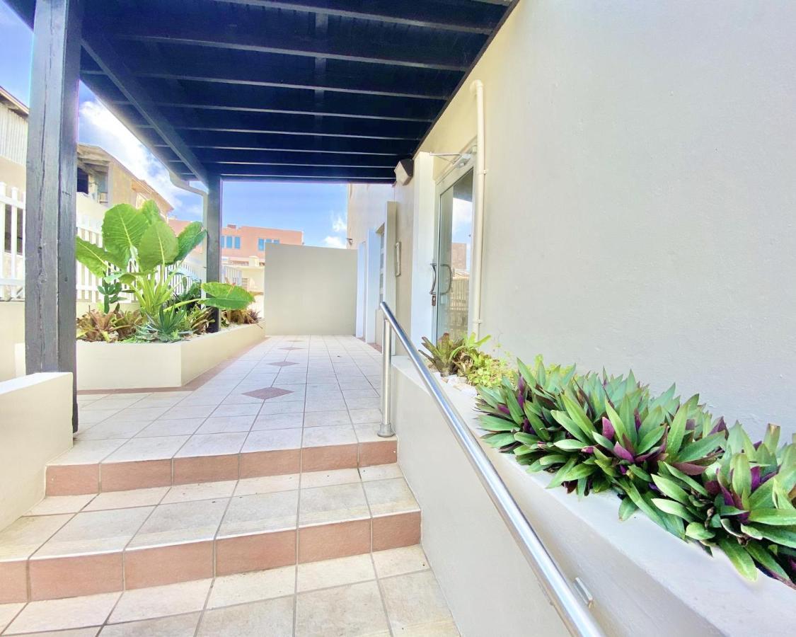 Kasa Starfish By The Sea Balcony Ocean And City View San Juan Exterior foto